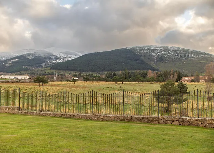 La Venta Vieja I By * Ortigosa del Monte